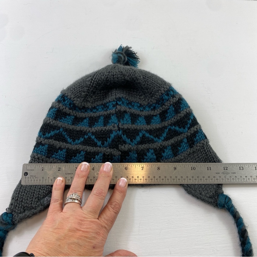 Nike ACG Women’s Winter Hat Beanie - Picture 10 of 12